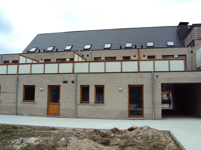 Achteraan